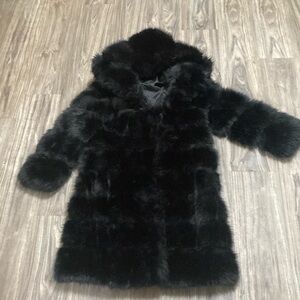 the beauty optimal product faux fur coat Size S